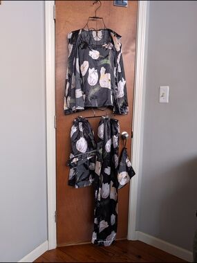 Floral Pajama 4-Piece Set - Black Tulip Print